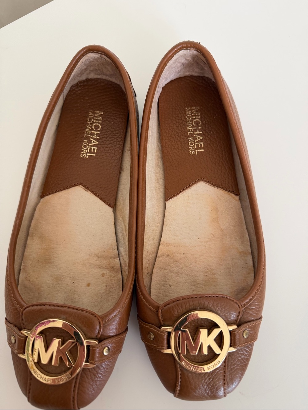 Michael Kors Brown Leather MK Logo Driving Loafers Size 7 Fair - Picture 2 of 5